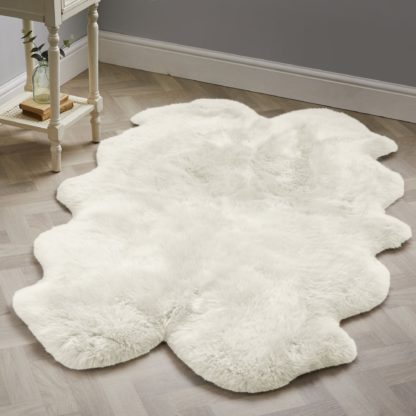 An Image of Quad Sheepskin Rug Pink