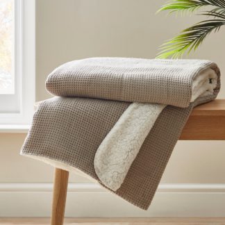 An Image of Waffle Sherpa Grey Throw Grey