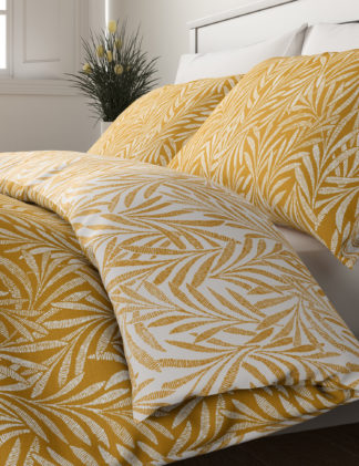 An Image of M&S Fern Print Bedding Set