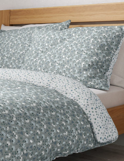An Image of M&S Pure Cotton Ditsy Floral Bedding Set