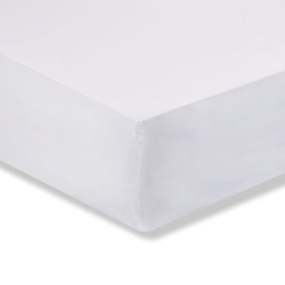 f8876abeca90ad9d4f78a62d1373338c7616ad902db57d68d6d5c4b1a331793e.jpg An Image of Sustainable Easy Care Fitted Sheet White