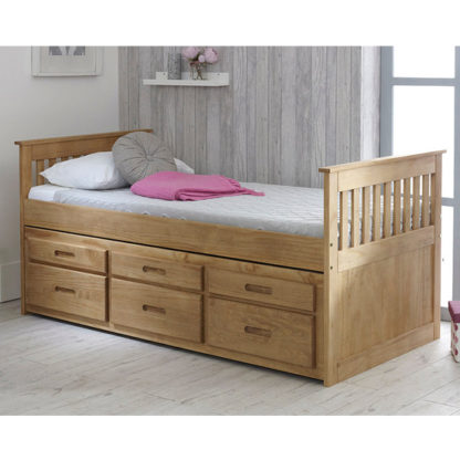 fe19eb882389b65307de4752cfba8bebec14984f2661c04ca5e58f8282ddf151.jpg An Image of Captains Wooden Storage Single Bed With Guest Bed In Waxed Pine