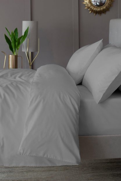 An Image of 200 Thread Count Cotton King Fitted Sheet