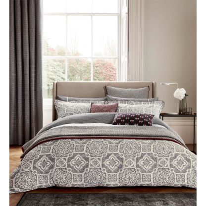 An Image of Amaya Duvet Cover - Double - Charcoal