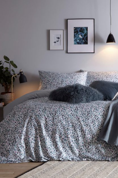 An Image of Ami Jacquard Double Duvet Set