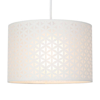 An Image of Lucia Flower Lamp Shade - Cream - 30cm