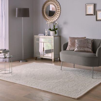 An Image of Traditional Lux Wool Rug Ivory