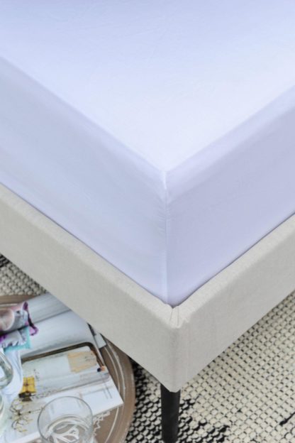 An Image of 200 Thread Count Cotton King Fitted Sheet