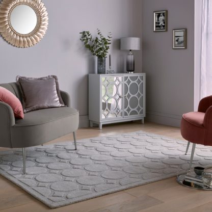 9ae077d80928a3e59321f19876842bafdefa0cd2820e5b1db919776c6e4cded9-1.jpg An Image of Delphi Wool Rug Silver