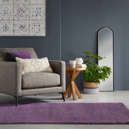 b08f4bd631dab05fed0a5756d5b01d4570c1a9550e856d2b27bdd152ecfa99a8-3.jpg An Image of Jude Rug Cream