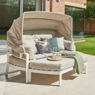 An Image of Titchwell White Day Bed White