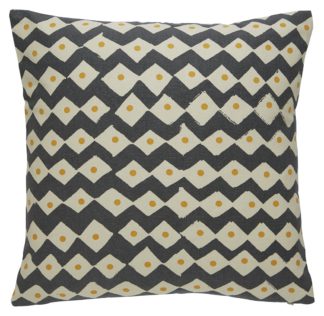 An Image of Habitat Darcy Geometric Cotton Cushion - Charcoal