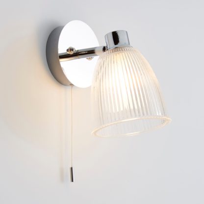 An Image of Bremont Ribbed Glass Bathroom Wall Light Silver