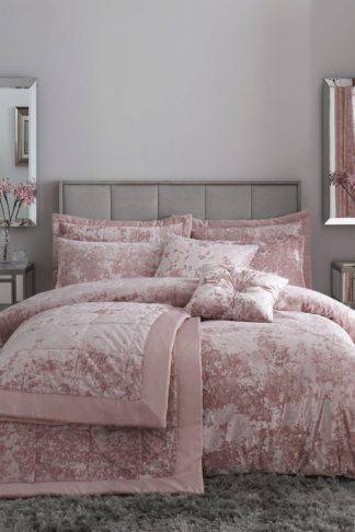 An Image of Crushed Velvet Super King Duvet Set