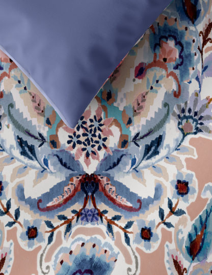 3aa4c57c877c05417063f88038d90b0704009eccf1f003bc5c2490c6cfa61126-3.jpg An Image of M&S Pure Cotton Paisley Bedding Set