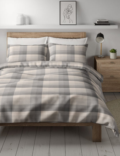 An Image of M&S Pure Cotton Checked Bedding Set