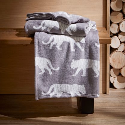 An Image of Tao the Tiger Fleece Throw Grey