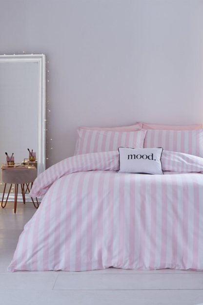 An Image of Stripe Tease King Duvet Set