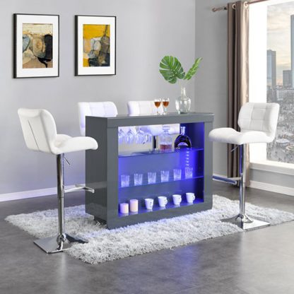 8866a5ef3b9d12c5962e95523315102160d2f8abec7cd6bb6fbfef71fb047683.jpg An Image of Fiesta Grey High Gloss Bar Table With 4 Candid White Stools