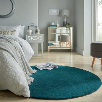 97ecc6ad65237c12f414350b2f7b0b432137b8603b9b2483d1304194bc6ecebc.jpg An Image of Isla Circle Rug Isla Old Gold