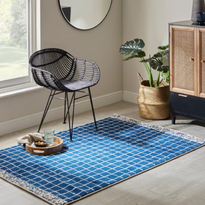 An Image of Check Rug Check Monochrome