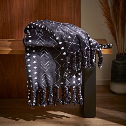 An Image of Boho Tassel Black Fleece Throw Black