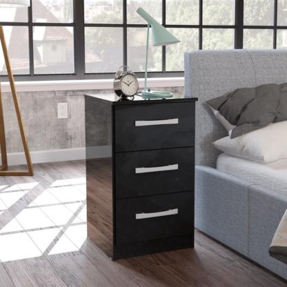 cb87339b276b4071118c83b5a6fc4356b81b9bbe6f537f90193515c71b258381.jpg An Image of Lynx 3 Drawer Bedside Table Black