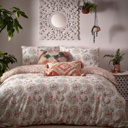 An Image of Cosmo Paisley Double Duvet Set