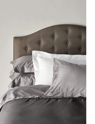 An Image of M&S Egyptian Cotton 400 Thread Count Percale Flat Sheet