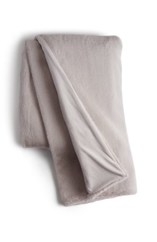 An Image of Habitat Faux Fur Plain Throw - Blush Pink