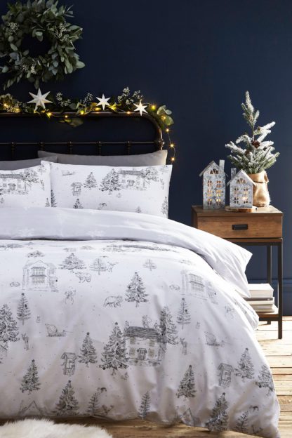 5d36eda6a1449d69407a19df5ccd326472b652274a94361d32cf03ebe56264b4.jpg An Image of Midwinter Toile Single Duvet Set