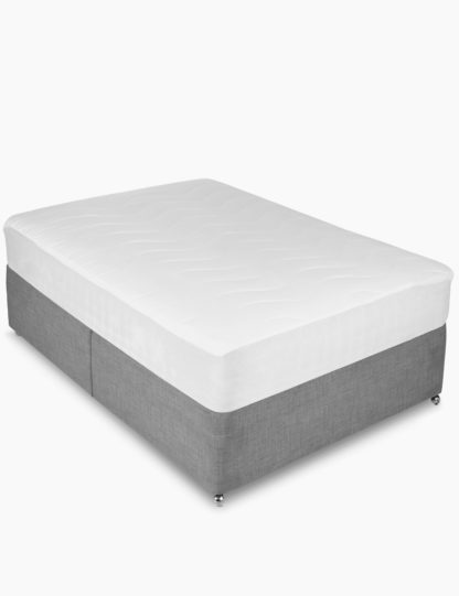 927f89b095482c89ad819d80c7f9cef51a97e34837853ed42e3f4e3dcffe8bda.jpg An Image of M&S Anti Allergy Mattress Protector