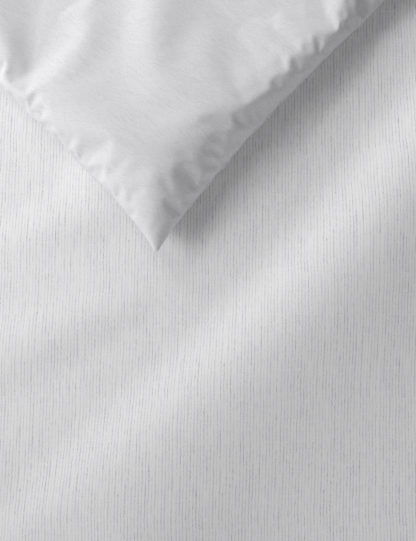 cb8ec4121f1385c1b2b9a09ae9a81da37f9f02e34d49a6a50a7365ab30379069.jpg An Image of M&S Pure Cotton Striped Bedding Set