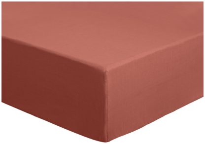 An Image of Habitat CM Polycotton Rust Fitted Sheet - King Size