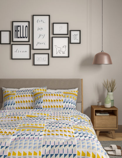 An Image of M&S Cotton Rich Geometric Bedding Set