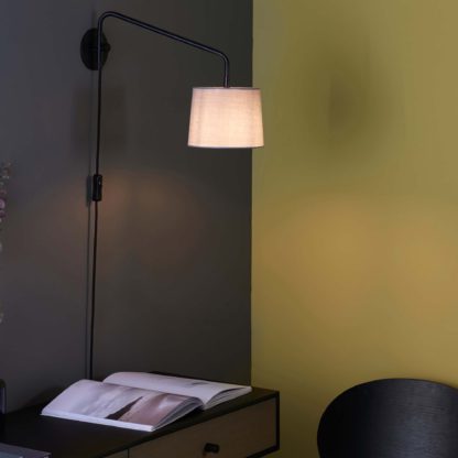 f3d49b2079a8ecf1ec0c4bcc9c7d69806d7796204d7d563b41cdfedd7320c4fb.jpg An Image of Vogue Carlson Wall Light Black