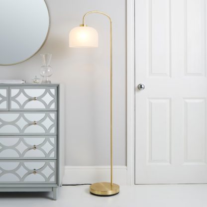 0832300791e0ebbfb80ab2d8d6b2fcdf5afef9382c111534fdd2301cd269d78e.jpg An Image of Palazzo Gold Effect Floor Lamp Gold