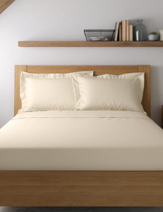 An Image of M&S Egyptian Cotton 400 Thread Count Sateen Oxford Pillowcase