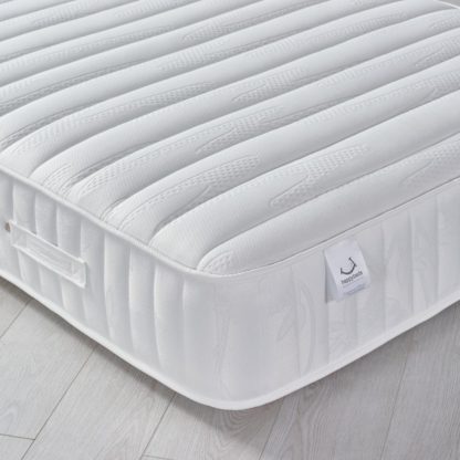 An Image of Balmoral 3500 Pocket Sprung Memory Foam Mattress 5ft King Size (150 x 200 cm)