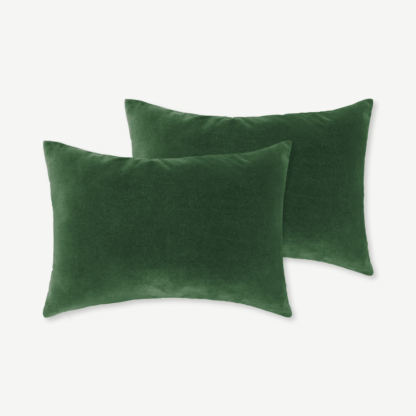 2b178ee0c94c3611be5cd932f0d85133f5390174f86ed852ea294070d33bead1-1.png An Image of Lorna Set of 2 Velvet Cushions, 35 x 50cm, Leaf Green