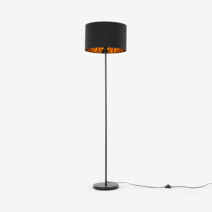 6fc93a8700f9862cbb0756f73c98adf9352ca87d7363fd868ee930de1cf79de8-1.png An Image of Jacy Floor Lamp, Black & Copper