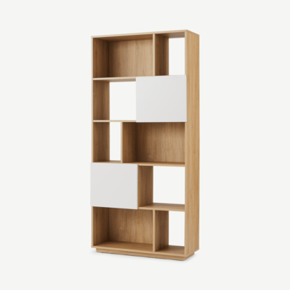 733b21595ce7f94b739c472abf45cdb9177b2856178988025a0e63f365164128-1.png An Image of Hopkins Narrow Bookcase, Oak Effect & white