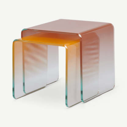 7d455593d505418bfaecf023c408a413d715e176638afadfd18fd3df9342b2da-1.png An Image of Hesta Nesting Side Tables, Mango & Copper Beech Ombre Glass