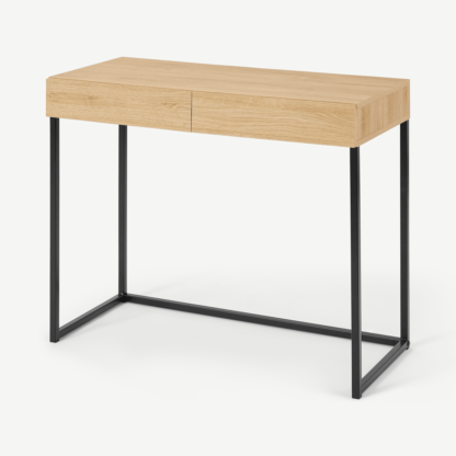 90c0a4d78419e8364f91e1482df7a782de28438f2ff5833140a9f495b016579c-1.png An Image of Hopkins Compact Desk, Oak Effect