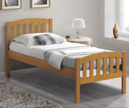 96f4c61638bc853796664208bbd7e679ad541d053873b9467b4e83956d41aa8a.jpg An Image of Lyon Oak Wooden Bed Frame - 3ft Single