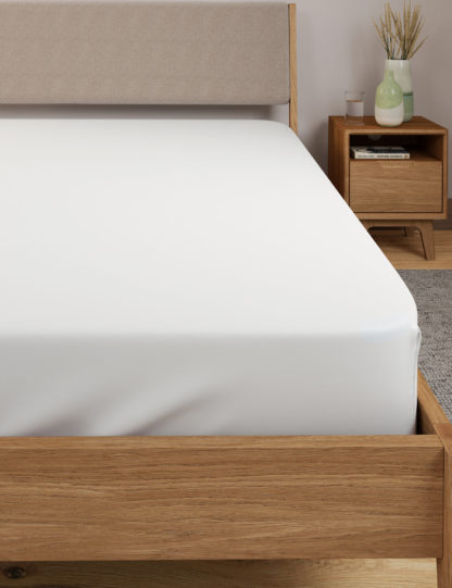 a9d3cbc00818567068901bced14afe19cbdf2bc1f423dafc279cfe9d738f095c-8.jpg An Image of M&S Egyptian Cotton 400 Thread Count Percale Deep Fitted Sheet