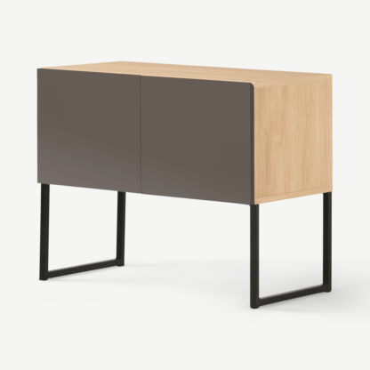 c7243443f3ada4fa8f3e6c0a8f4285dabf54cee552043ae7319a7570e8562184-1.png An Image of Hopkins Sideboard, Oak Effect & Grey