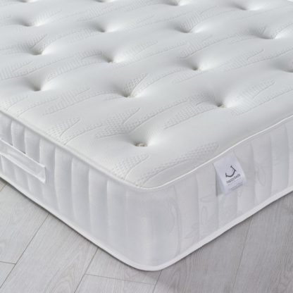 An Image of Maestro Spring Memory Foam Tufted Mattress - 6ft Super King Size (180 x 200 cm)