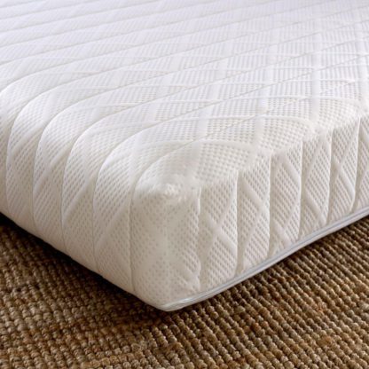 An Image of Flex 1000 Reflex Foam Orthopaedic Mattress - 4ft6 Double (135 x 190 cm)