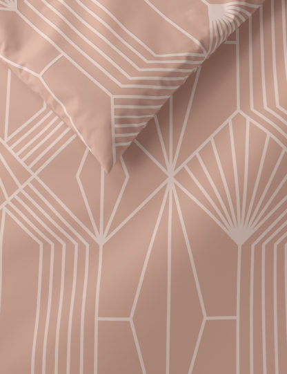 f347dd964f3d4bfe651daa71d5912cbea5a281033ef02e7a3e78e21defc3db1b-1.jpg An Image of M&S Pure Cotton Geometric Jacquard Bedding Set